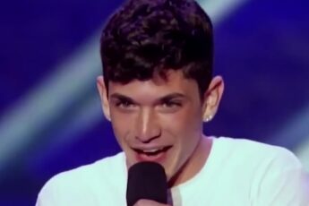 Al Calderon singing at his X Factor audition