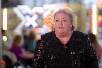 Simon Thought the 53-Year-Old Farmer Had Walked Onto the Wrong Show, Then Jackie Sang